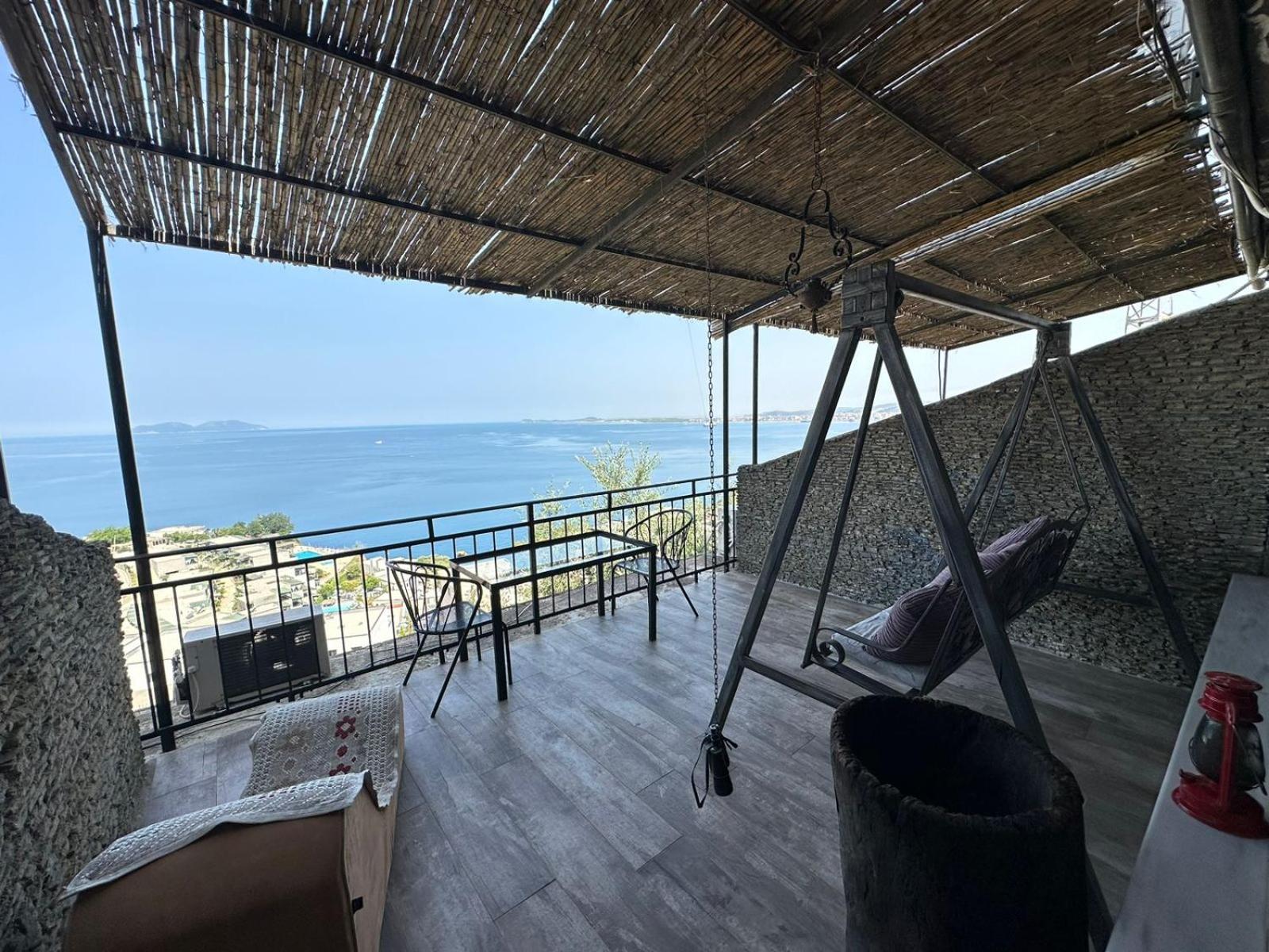 Hotel Vila "Oda E Miqve" Вльора Екстер'єр фото